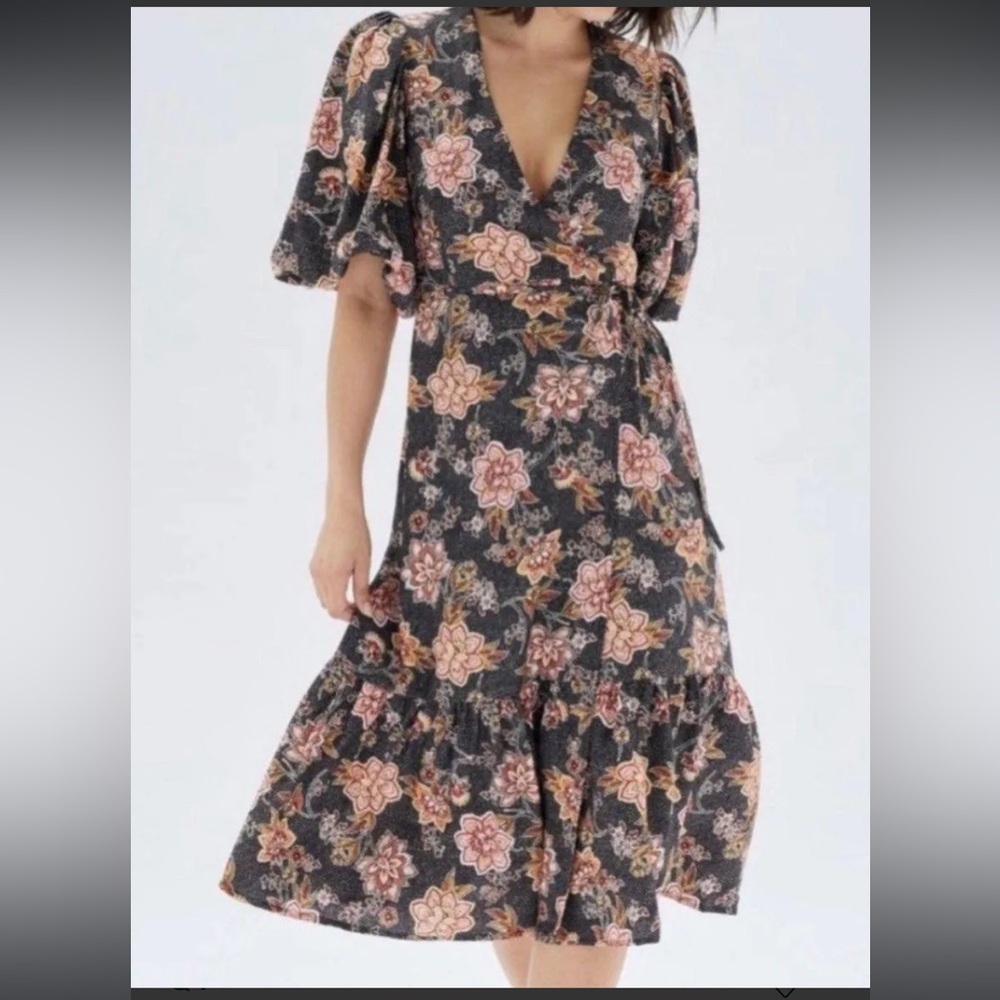 NWT Minkpink Mehdya Midi Dress Size S